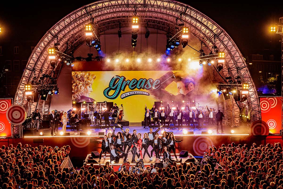 Grease-musical-optreden-hoofdpodium_10-2
