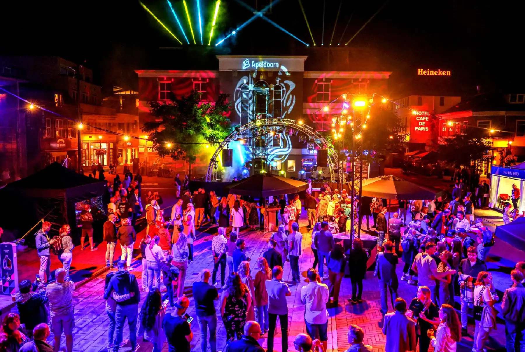 Het Openingsfestival: GIGANT Live