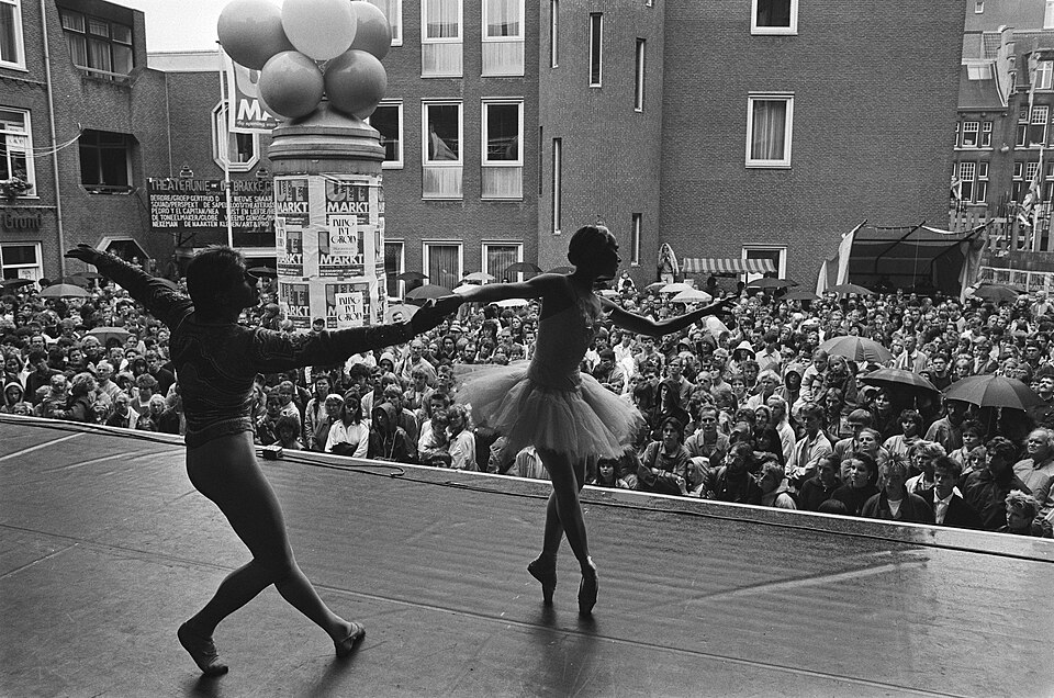 Balletoptreden tijdens de Uitmarkt, 1985.