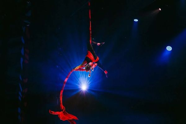 Show-Apeldoorn-29-Dec-2023-090_small-34fd7203