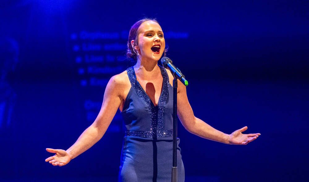 Danique Dusée, winnaar van de Award voor Aanstormend Talent van het Musical Awards Gala 2025. Fotograaf: Peter Lous